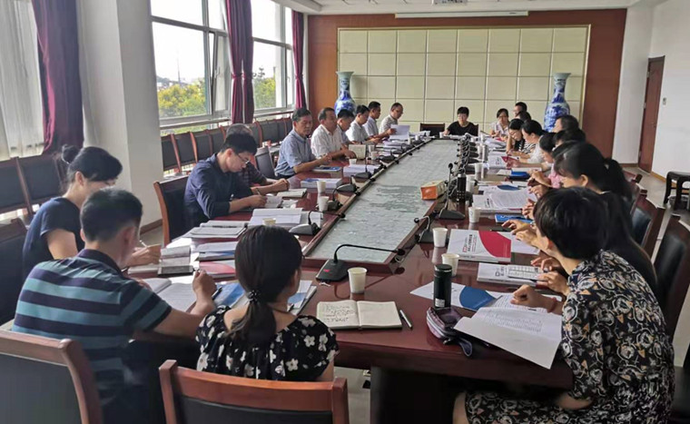 best365英国体育在线召开2019版本专科人才培养方案审定会议