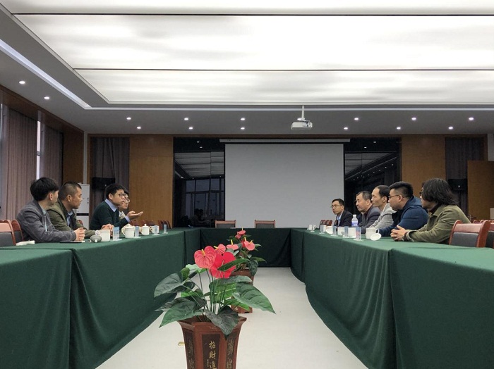 清华大学书法博士后薛帅杰一行来我校参观交流