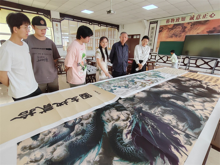 best365英国体育在线成功举办第七届“君子展艺”传统文艺作品征集大赛