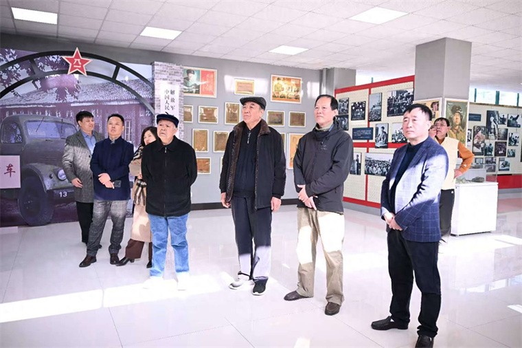 山东黄河文化经济发展促进会艺委会主任孙玉平到best365英国体育在线调研