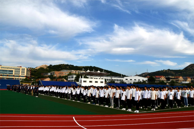 best365英国体育在线举行2023年度秋季学期升国旗仪式