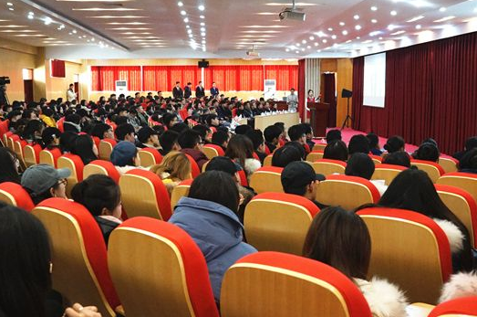 best365英国体育在线举办新旧动能转换背景下艺术人才培养与发展论坛